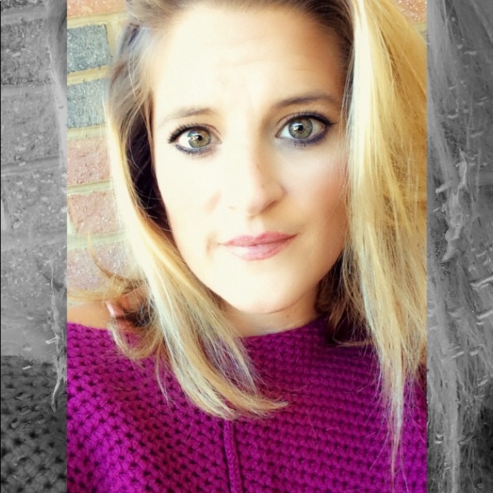 Meet your Posher, Leia